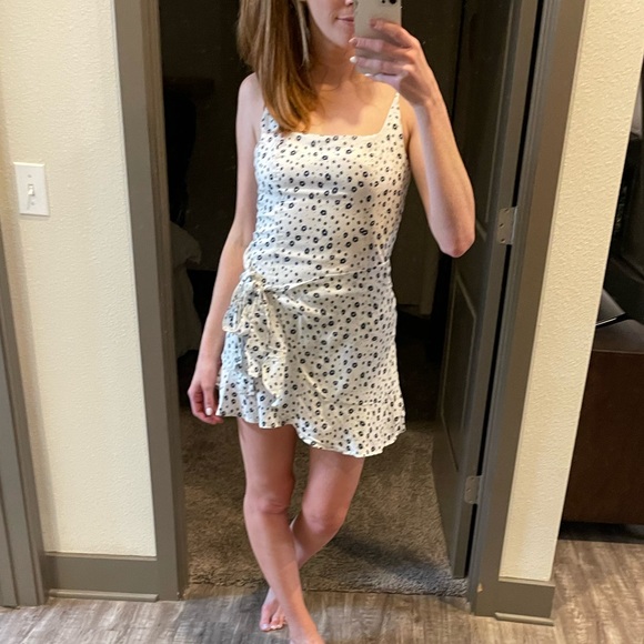 Princess Polly Dainty Floral Dress - Navy & White - Picture 3 of 8